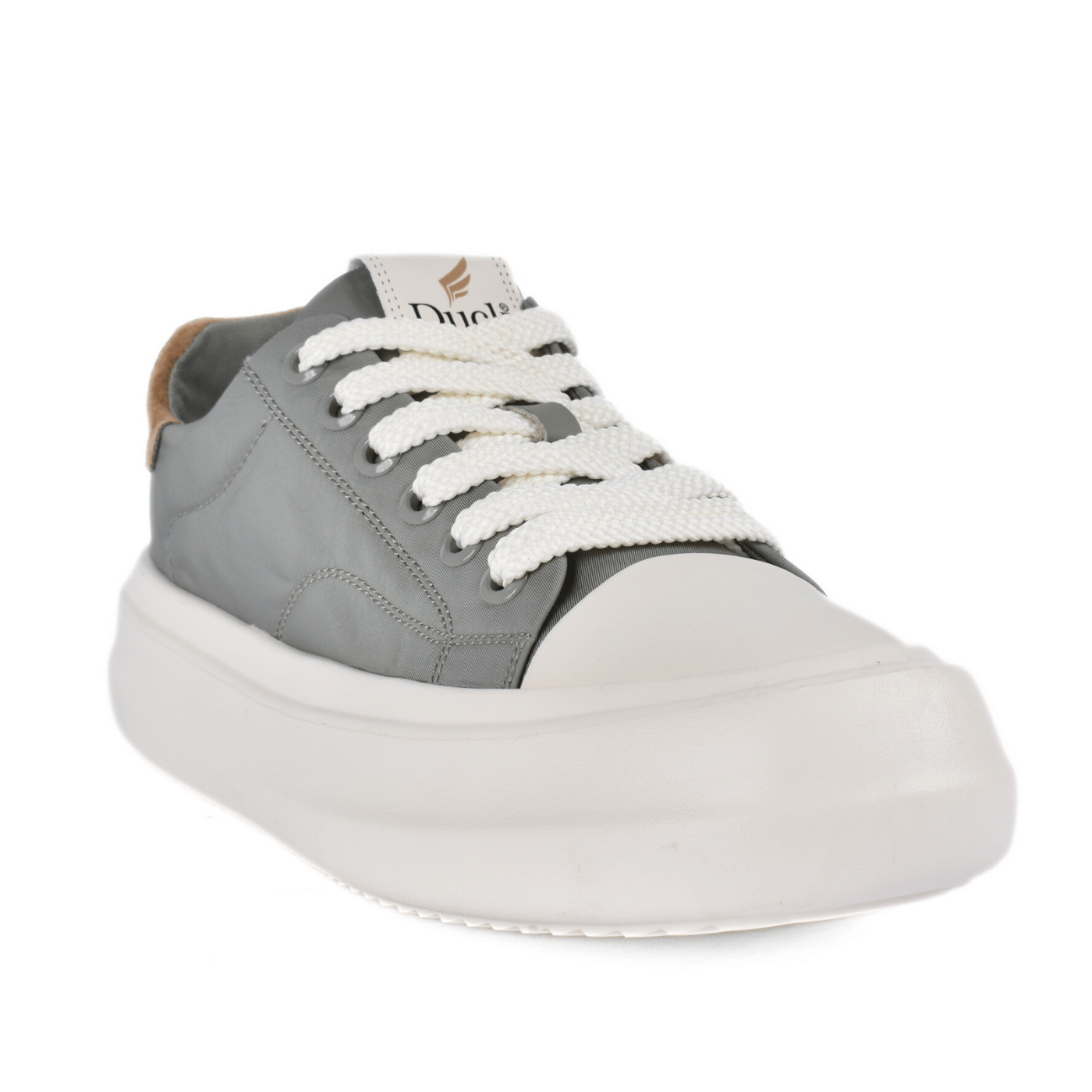 Lightweight casual sneakers with flexible soles
