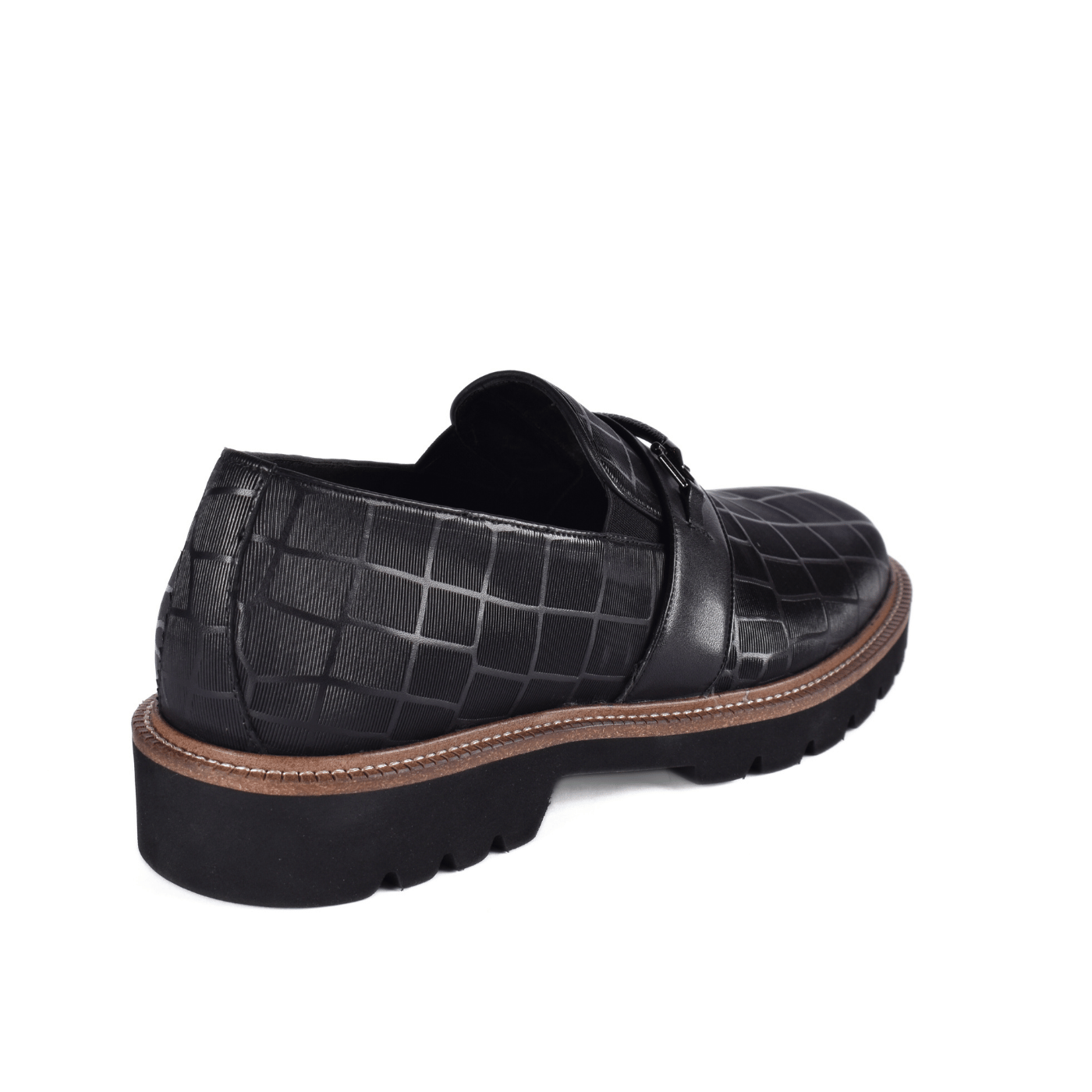 Classic Vibes, Casual Feel