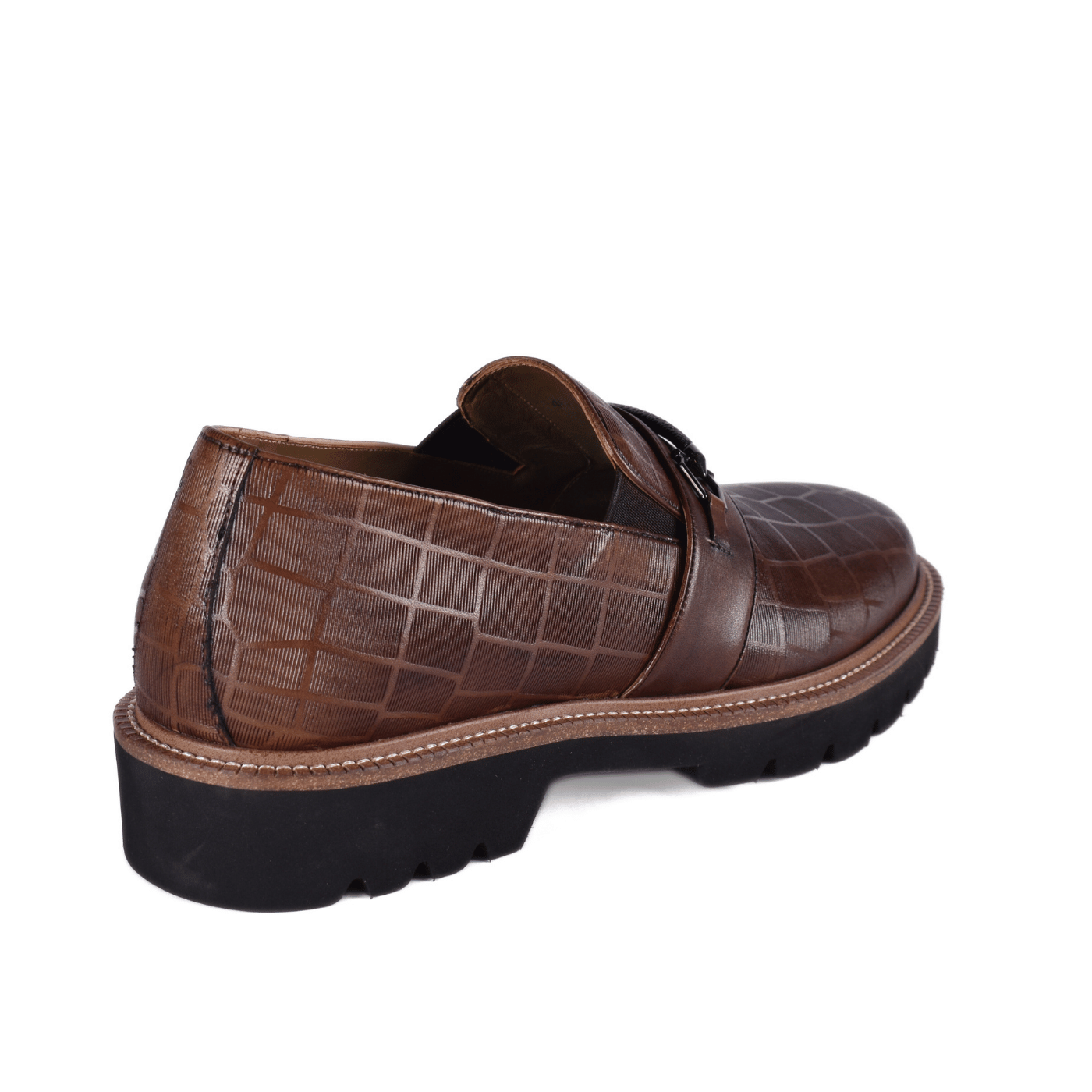 Classic Vibes, Casual Feel