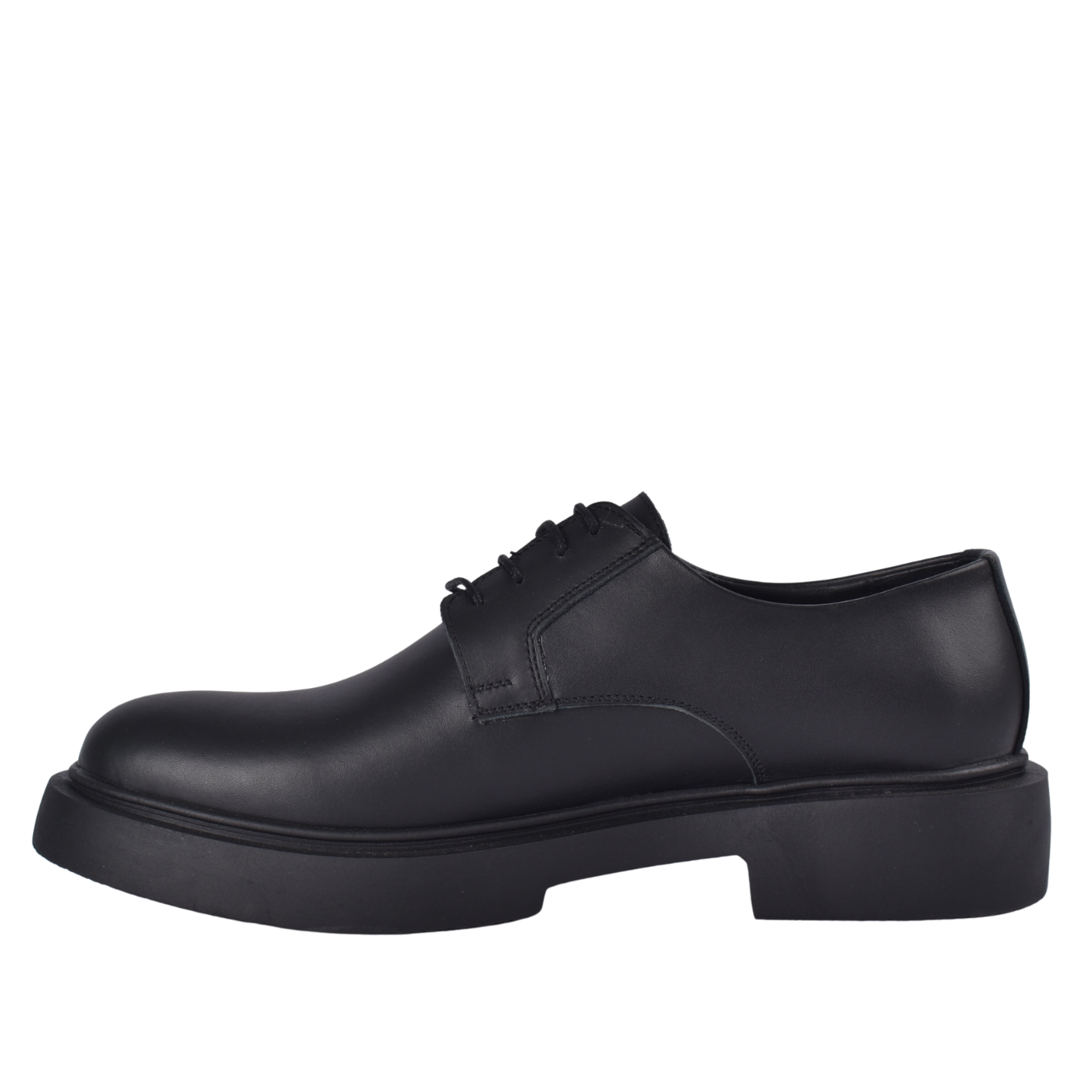 Modern men's classic shoes