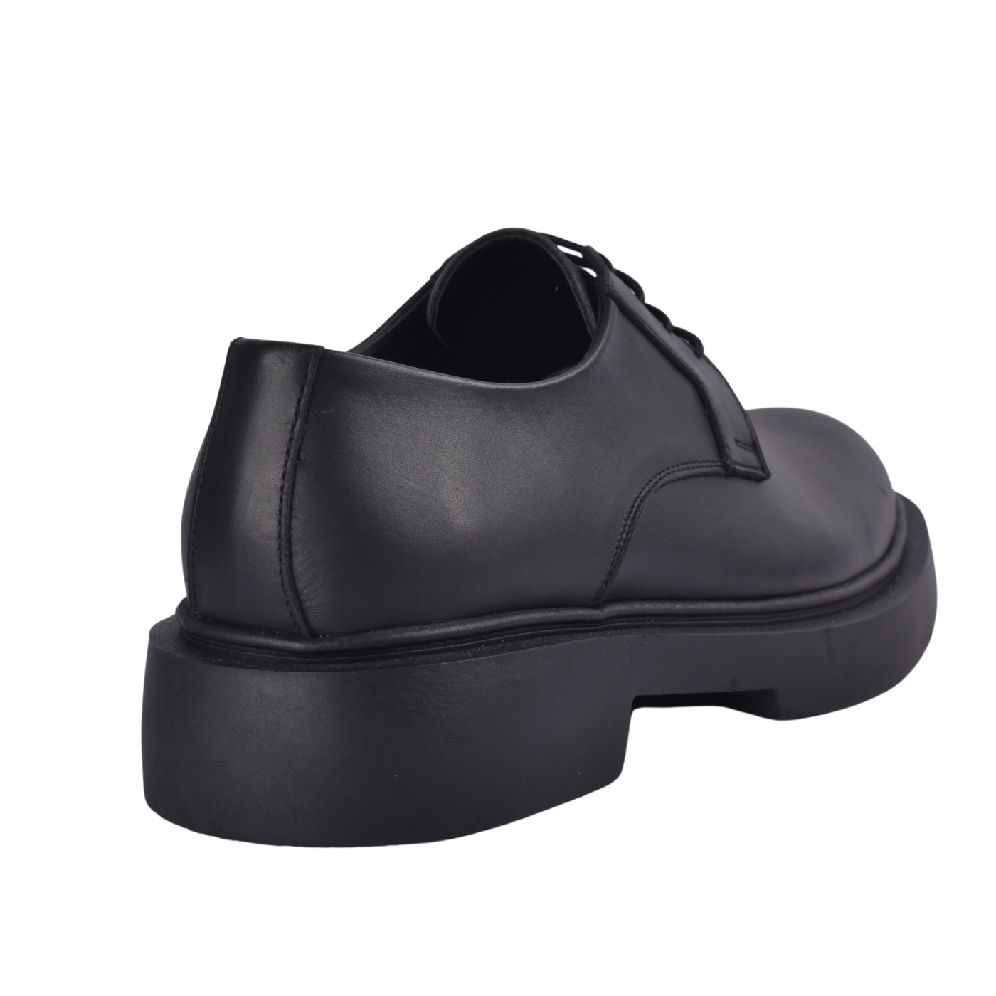 Modern men's classic shoes