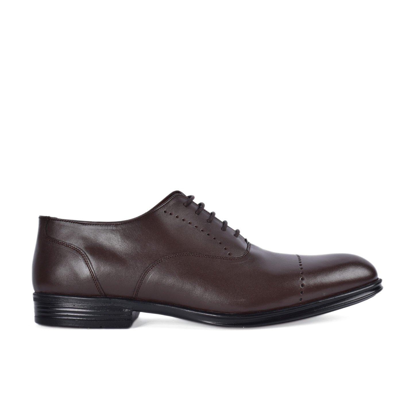 Classic Men Leather Shoes with Details