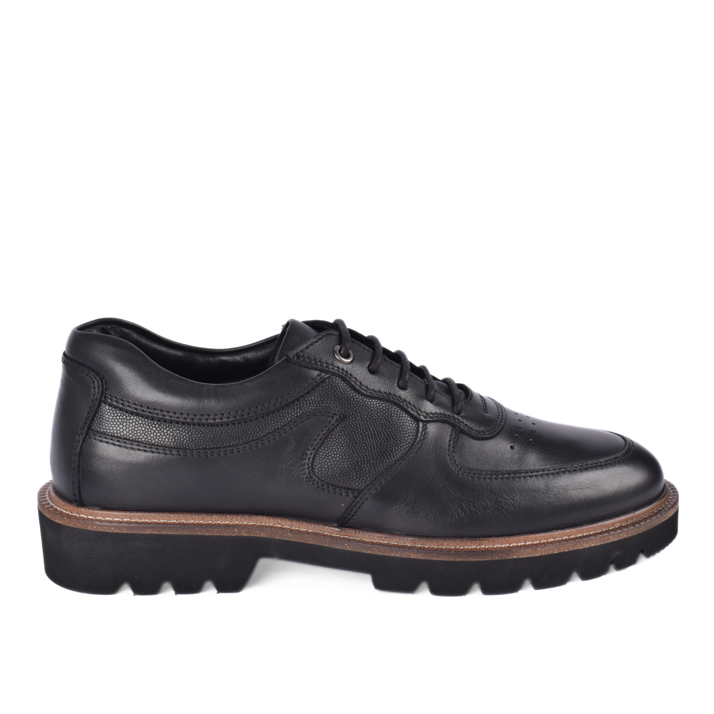 Modern Classic for Everyday Wear