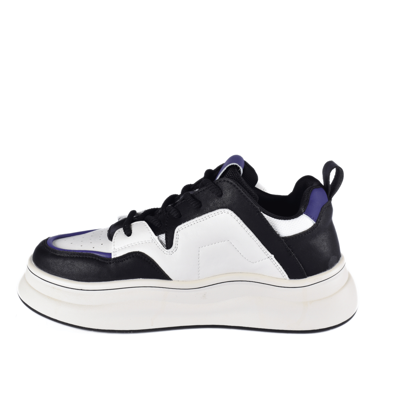 Men's casual athletic sneakers