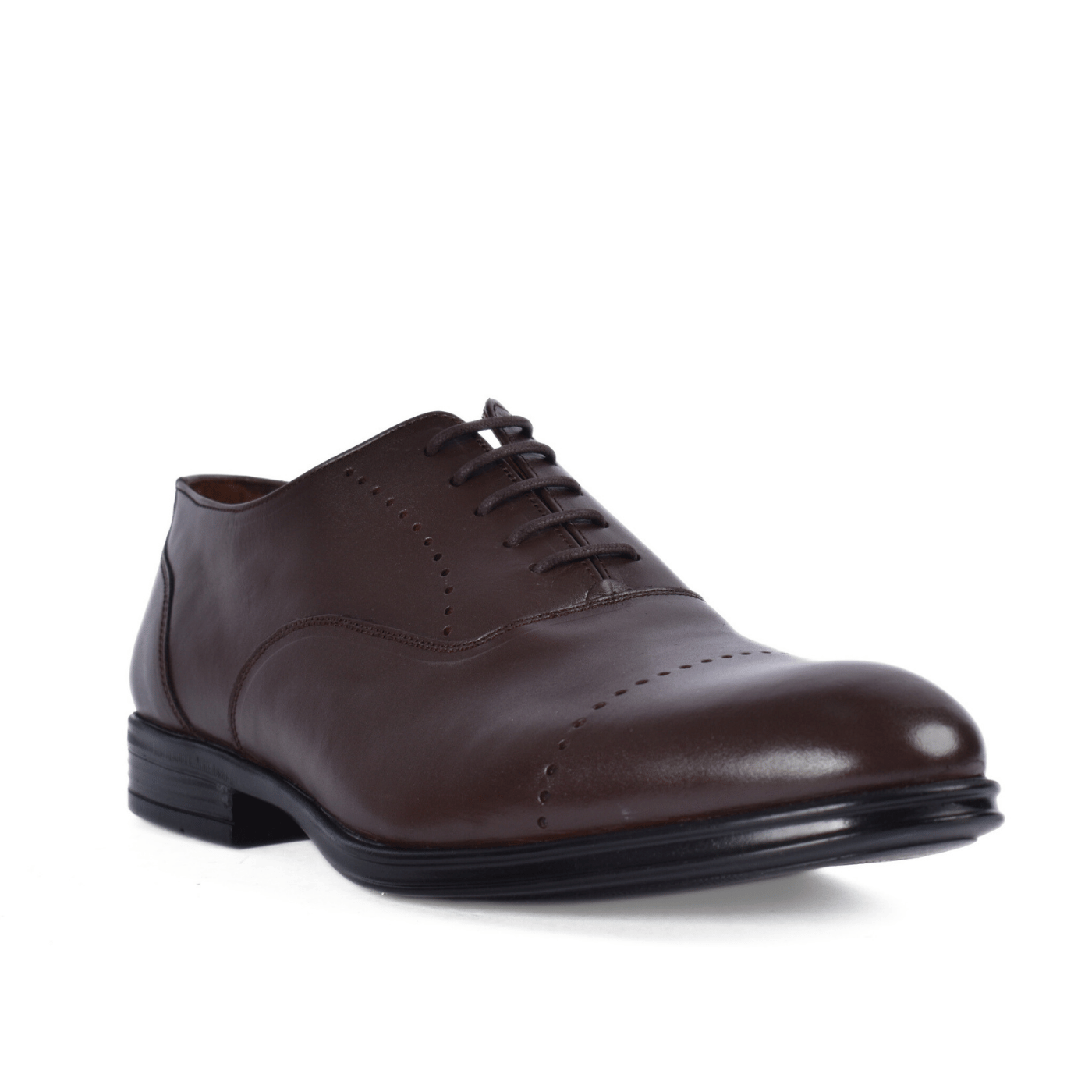 Classic Men Leather Shoes with Details